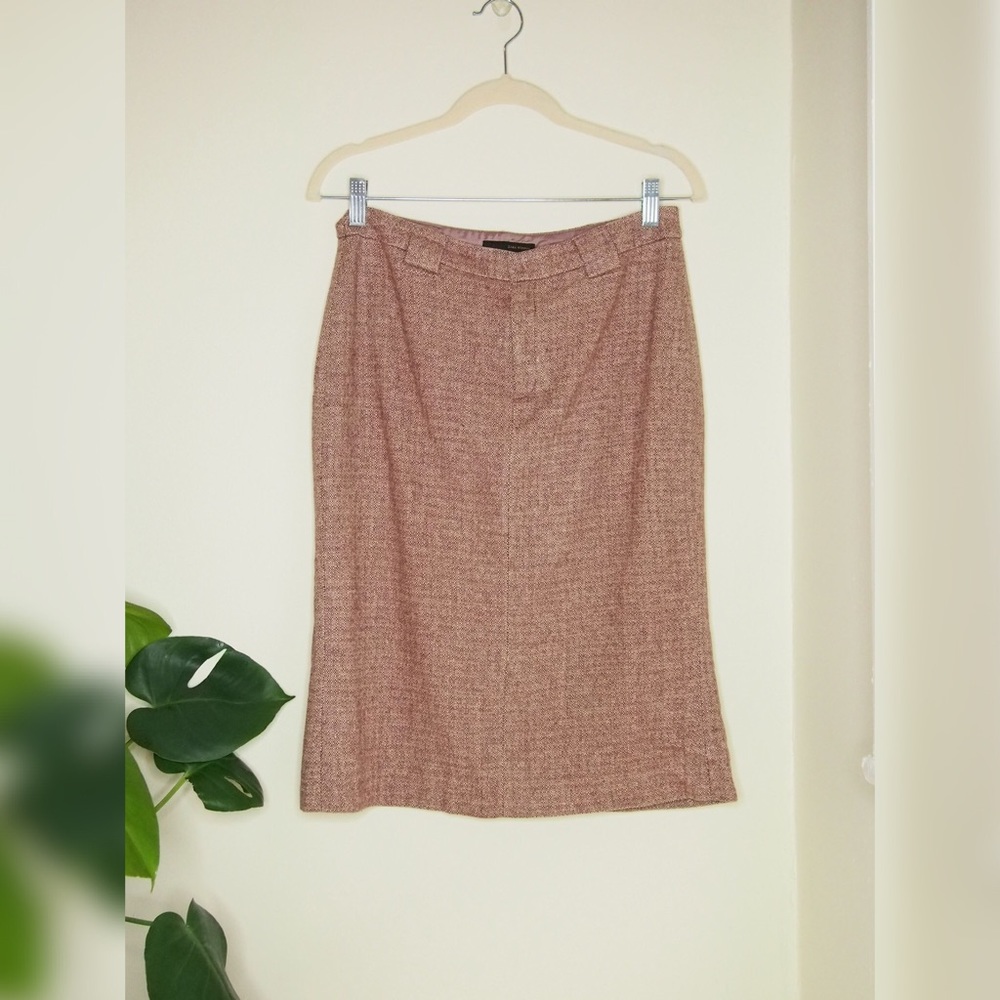 Zara Tweed Pencil Skirt in Pink - Size 8